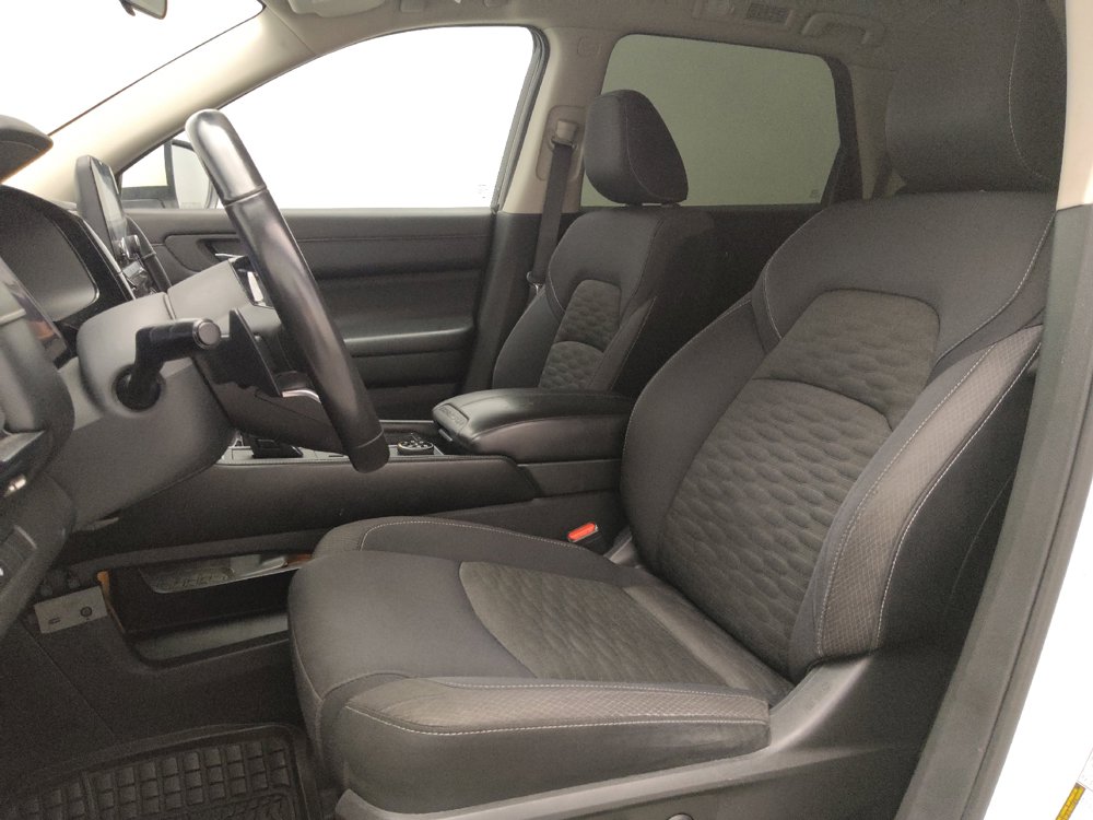 Used 2022 Nissan Pathfinder SV AWD/4WD image 17
