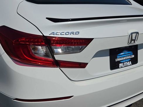 Used 2022 Honda Accord Sport image 15