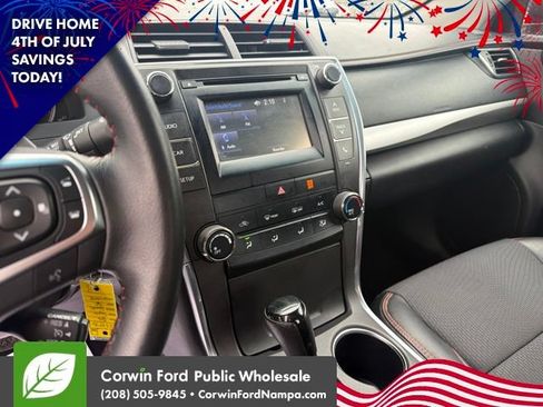 Used 2016 Toyota Camry SE FWD image 18