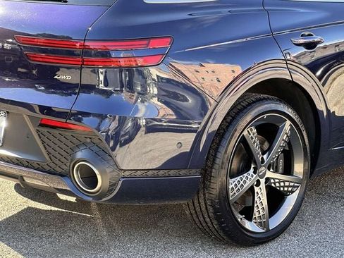 Used 2025 Genesis GV70 2.5T w/ Sport Prestige Package image 14