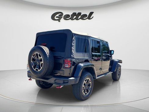 Used 2016 Jeep Wrangler Unlimited Rubicon AWD/4WD image 5