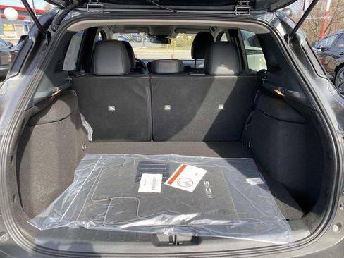 New 2026 Nissan Kicks SR w/ Cold Weather Package AWD/4WD image 6