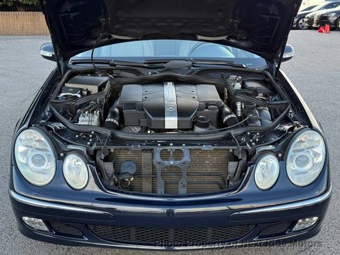 Used 2004 Mercedes-Benz E 320 Sedan image 28