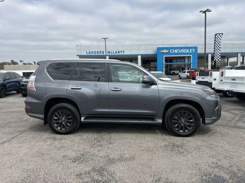 Used 2023 Lexus GX 460 Premium image 2