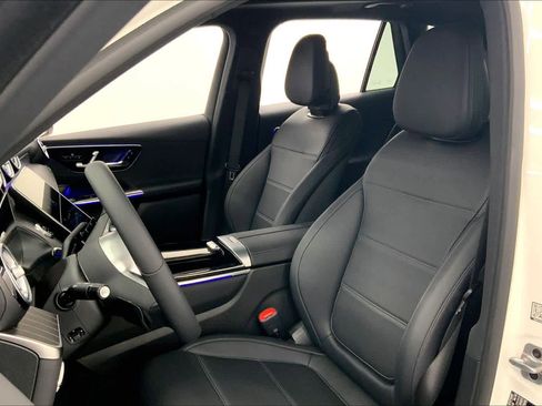 New 2026 Mercedes-Benz GLC 300 image 22