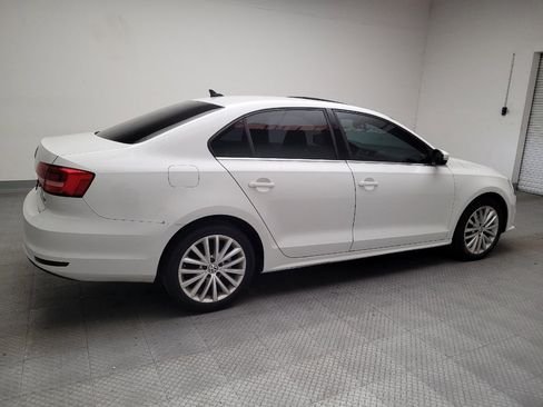 Used 2015 Volkswagen Jetta SE FWD image 10