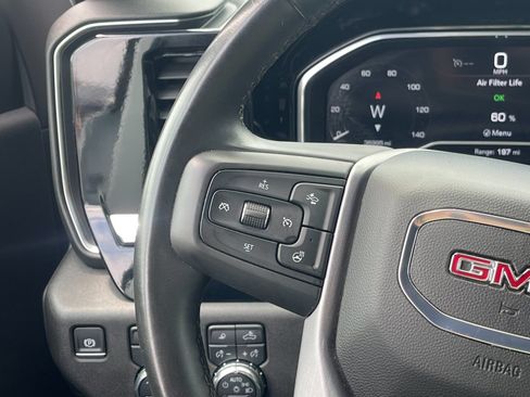 Used 2025 GMC Sierra 1500 SLT AWD/4WD image 26