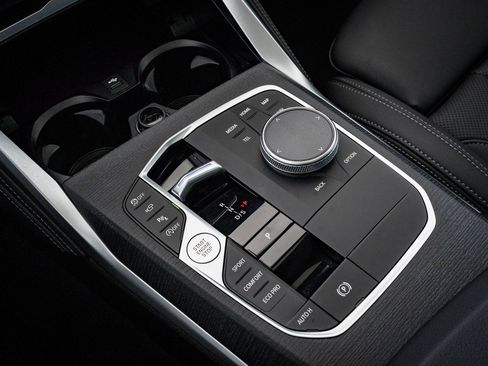 Used 2025 BMW M440i image 34