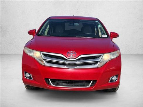 Used 2015 Toyota Venza XLE image 2