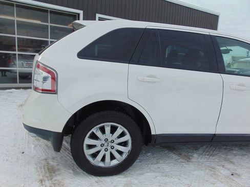 Used 2010 Ford Edge SEL image 14