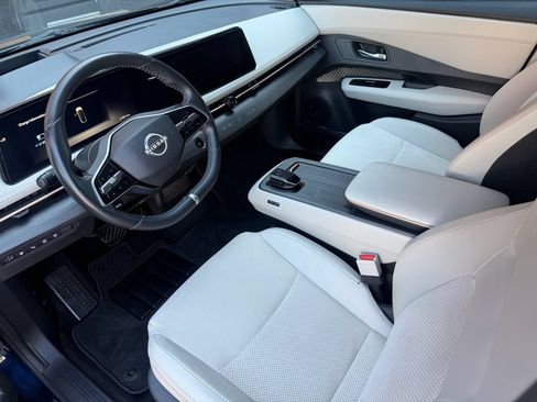 Used 2023 Nissan Ariya FWD image 25