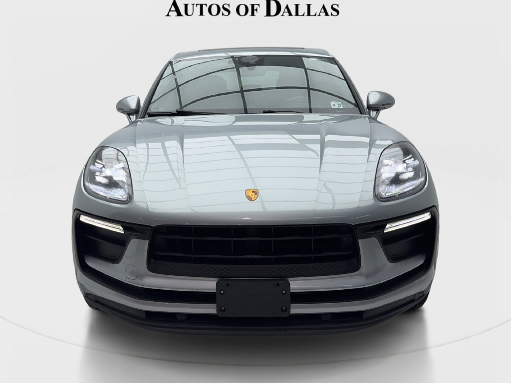 Used 2022 Porsche Macan AWD/4WD image 4