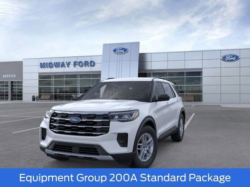 New 2026 Ford Explorer Active image 3