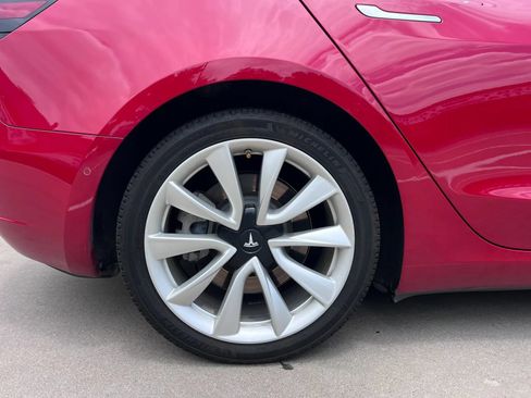 Used 2018 Tesla Model 3 Mid Range RWD image 46