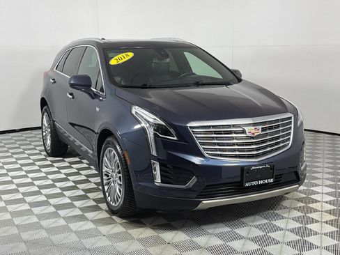 Used 2018 Cadillac XT5 Platinum w/ Driver Assist Package AWD/4WD image 3