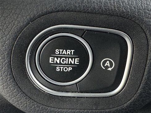 Used 2021 Mercedes-Benz GLS 450 4MATIC image 20
