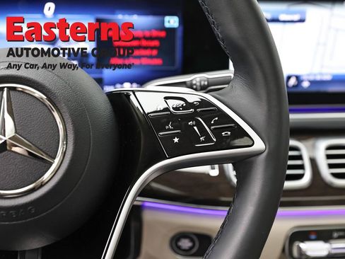 Used 2025 Mercedes-Benz GLE 450e 4MATIC image 16