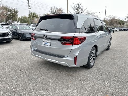 New 2026 Honda Odyssey EX-L image 6