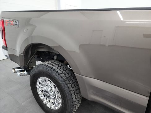 Used 2022 Ford F250 XLT w/ XLT Premium Package image 27