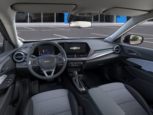New 2026 Chevrolet Trax LT image 15