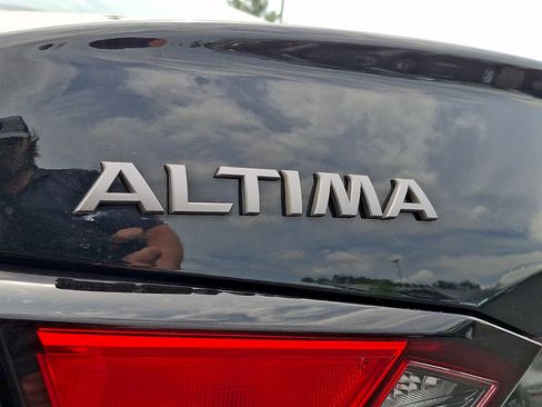 Used 2023 Nissan Altima 2.5 SR AWD/4WD image 30