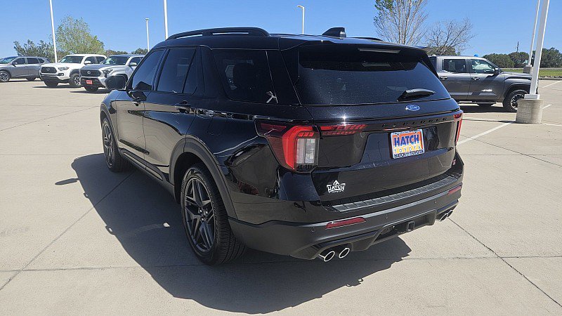 Used 2026 Ford Explorer ST w/ Sun And Sound Package AWD/4WD image 23
