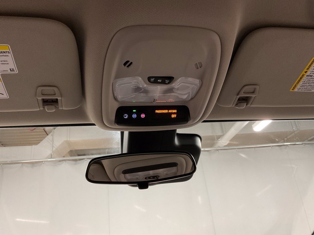 Used 2022 Buick Encore GX Preferred w/ Cold Weather Comfort Package AWD/4WD image 25