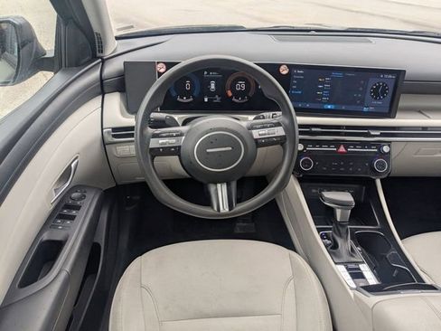 Used 2025 Hyundai Tucson SEL image 28