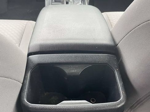 Used 2020 Toyota Tacoma SR5 RWD image 12