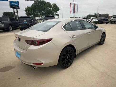 Used 2025 MAZDA MAZDA3 s FWD image 8
