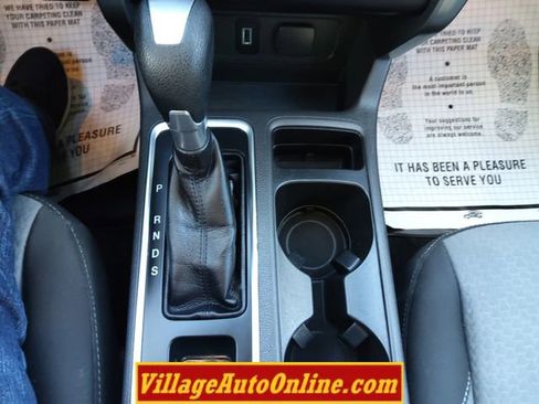 Used 2017 Ford Escape SE w/ Equipment Group 201A image 41