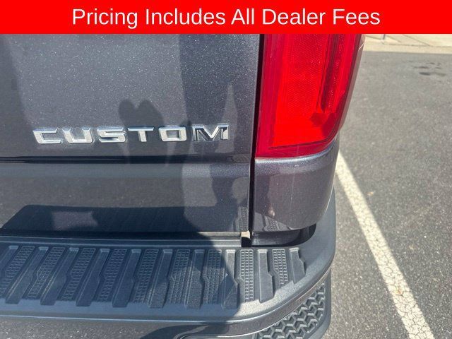 Used 2020 Chevrolet Silverado 1500 Custom w/ Custom Value Package AWD/4WD image 8