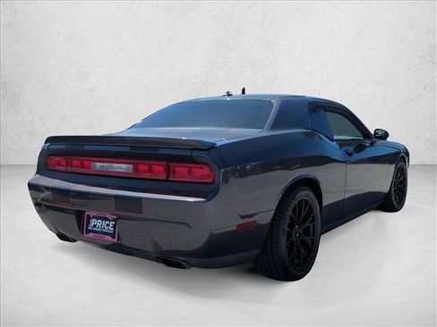 Used 2014 Dodge Challenger R/T w/ Blacktop Package RWD image 5