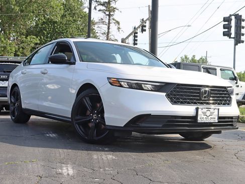 Used 2024 Honda Accord Sport image 8