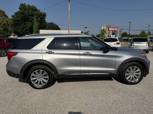 Used 2021 Ford Explorer Limited AWD/4WD image 6