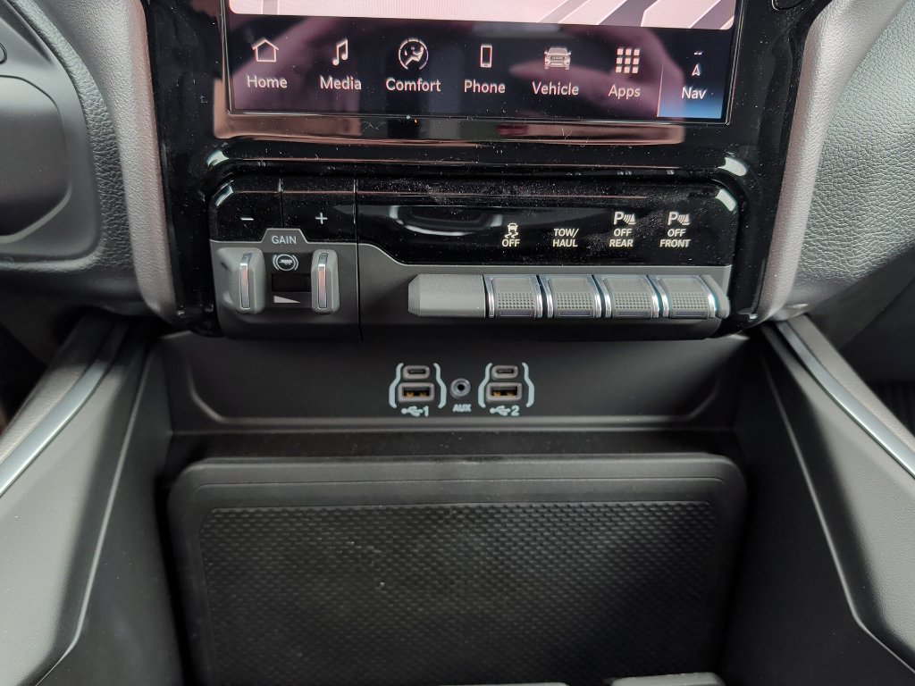 New 2026 RAM 2500 Big Horn AWD/4WD image 19