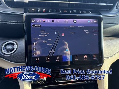 Used 2022 Jeep Grand Cherokee L Limited w/ Luxury Tech Group II RWD image 19
