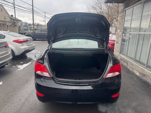 Used 2017 Hyundai Accent SE image 14