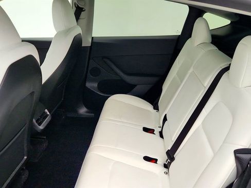 Used 2023 Tesla Model Y Performance image 25