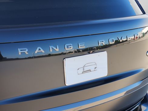Certified 2023 Land Rover Range Rover Autobiography AWD/4WD image 35