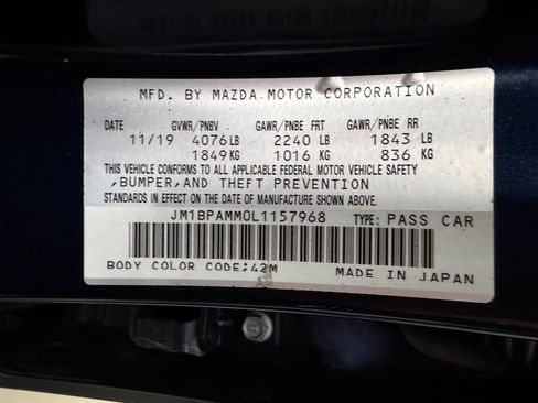 Used 2020 MAZDA MAZDA3 Hatchback w/ Preferred Package FWD image 30