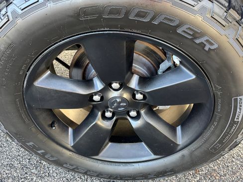 Used 2019 RAM 1500 Classic Warlock image 10