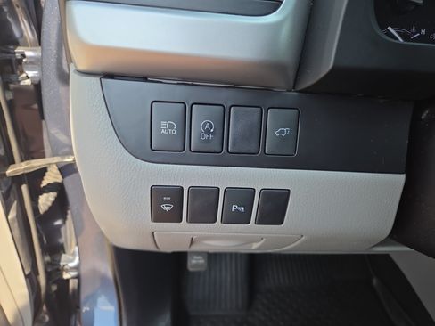 Certified 2019 Toyota Highlander Limited AWD/4WD image 32