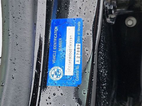 Used 2016 Cadillac XTS Luxury image 32