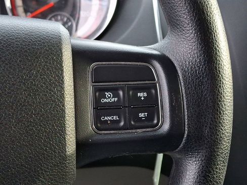 Used 2016 Dodge Grand Caravan SXT image 21