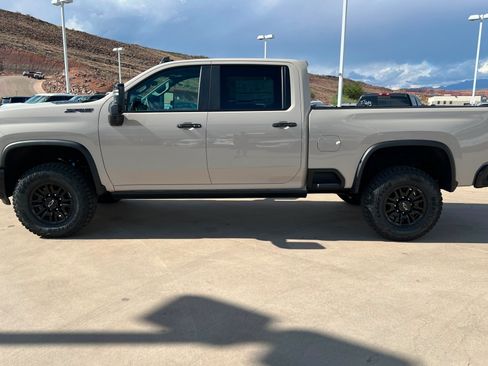 New 2026 Chevrolet Silverado 2500 ZR2 w/ LPO, Dark Essentials Package AWD/4WD image 2