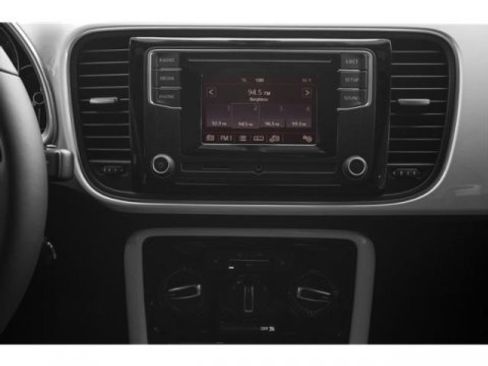 Used 2019 Volkswagen Beetle 2.0T Final Edition SEL image 10