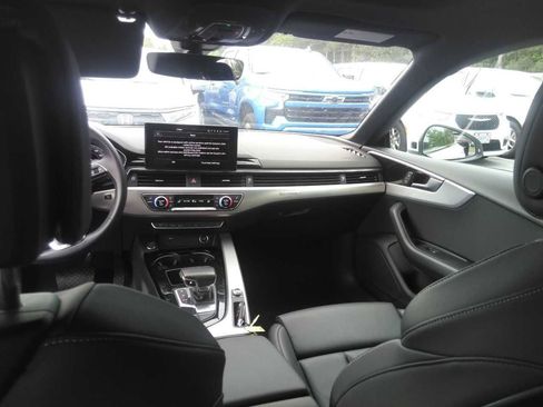 Used 2025 Audi A5 2.0T Premium Plus AWD/4WD image 4