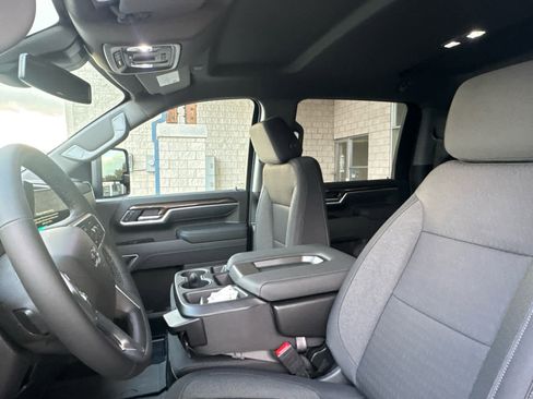 New 2026 Chevrolet Silverado 2500 LT w/ Trail Boss Package image 13