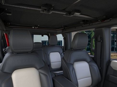 New 2026 Ford Bronco Outer Banks image 12